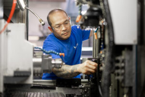 medical device component manufacturing expert